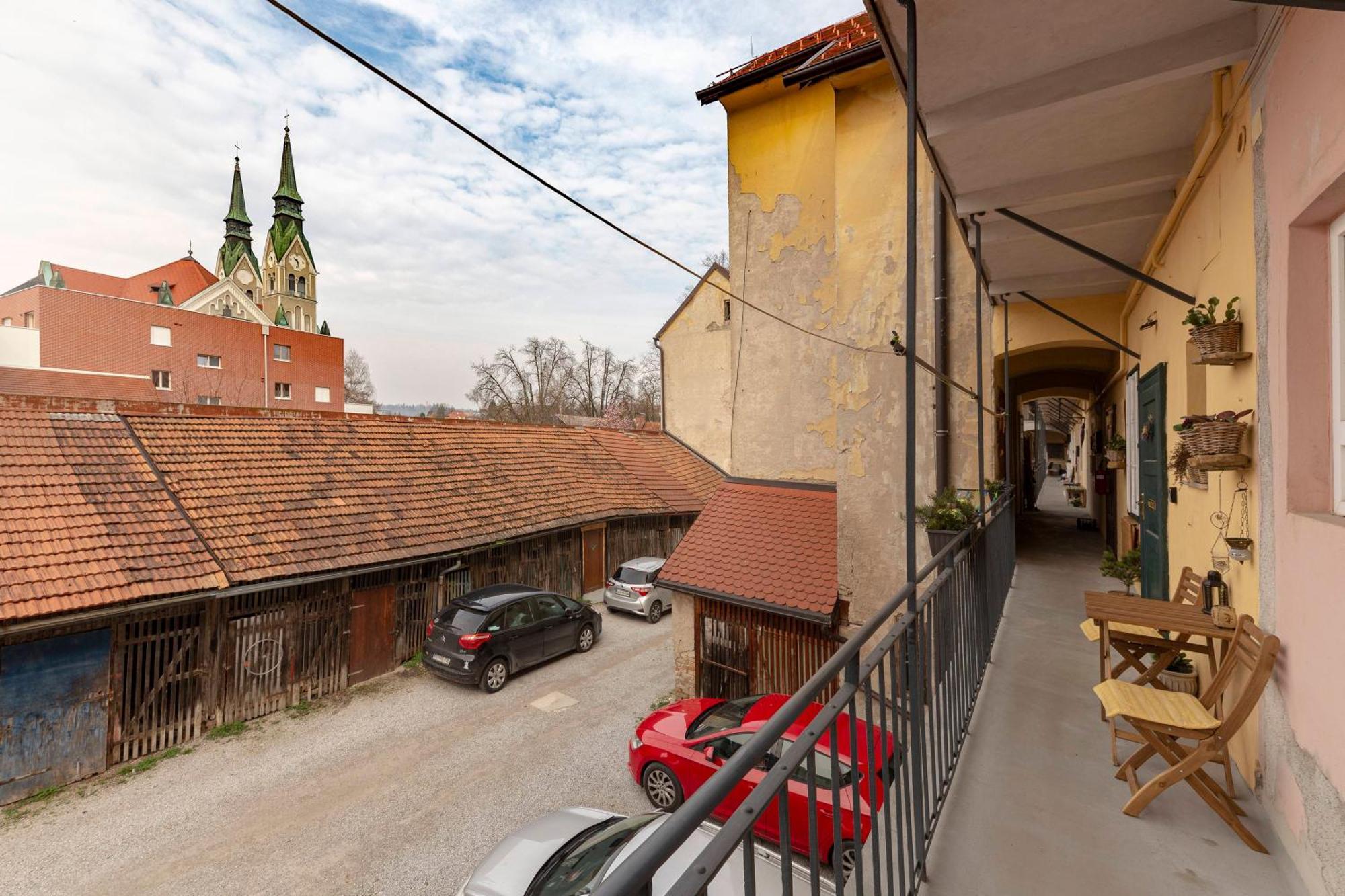 Historical Caserne Apartment Ljubljana Dış mekan fotoğraf